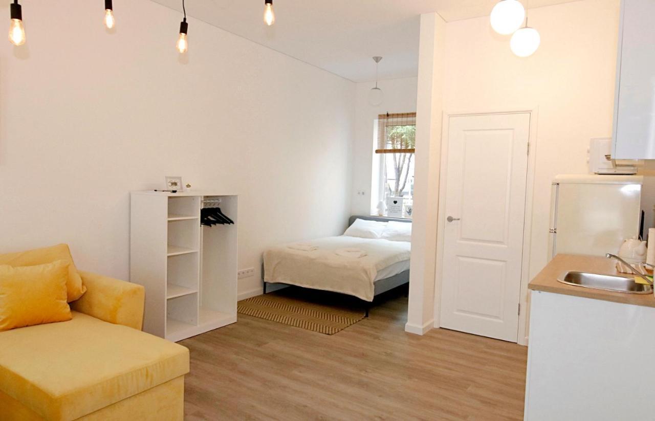 Minimalist Studio Old Town Apartments By Hostlovers Kaunas Exterior foto